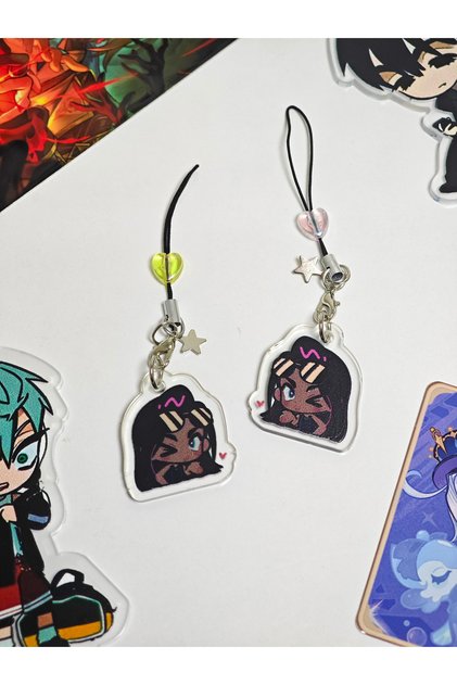 Alien Stage Hyuna Bag Charm / Phone Charm (1 Piece)