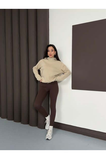Women's Sweatshirt with 3-Thread Fabric Skirt and Hood Drawstring Detail