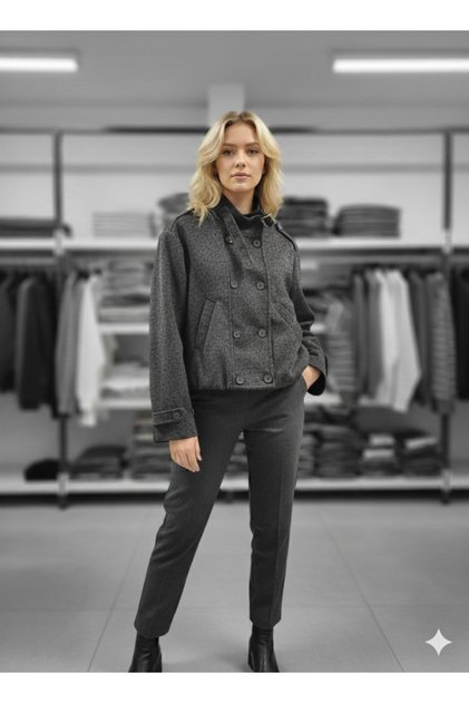 Women's Lined Buttoned Epaulet Belt Collar Double Pocket Sleeve Hem Belt Detailed Crop Cashmere Jacket Coat