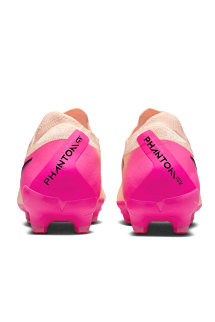 Nike Phantom GX II Pro FG Profesyonel Çim Saha Kramponu (Dar Kalıp