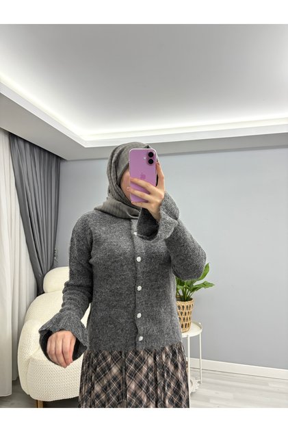 Stone Button Detail Knitwear Cardigan