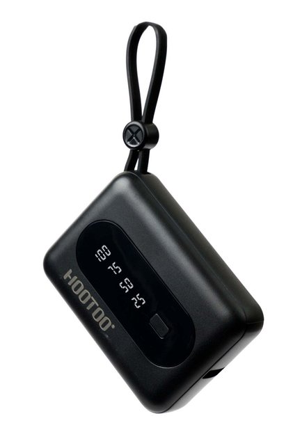 10000mAh portable charger. Powerful charger with a charge level indicator. USB + Type-C.