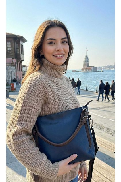 Elegance Daily Women's Shoulder Bag