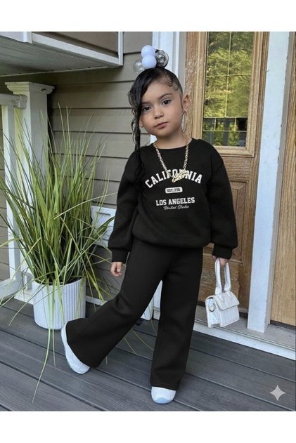 Girls' Circular Neck Sweatshirt and Loose-Leg Trackpants Set