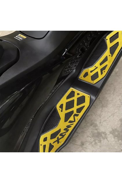 Yamaha Nmax Techmax 125/155 2025-2026 Aksesuar Paspas Basamak Seti Sarı Renk
