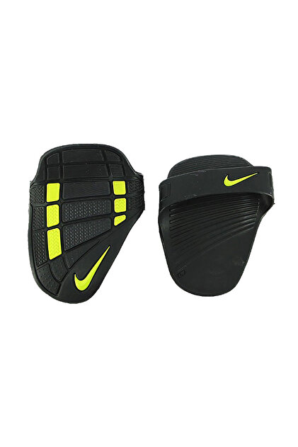 nike alpha grip