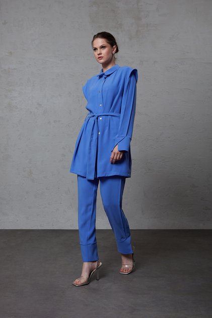 Paça Kesikli Saks Pantolon