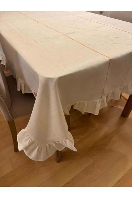 Ruffle, Pique, Ribbed Detailed Carefree Tablecloth Cream 150 X 250