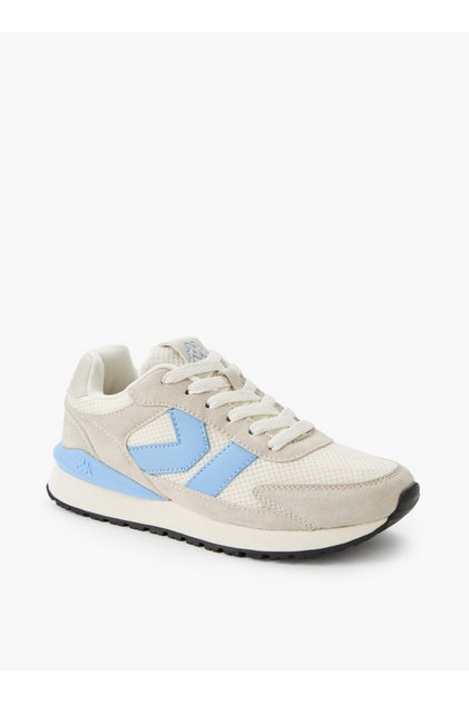 Women Lace-Up Walking