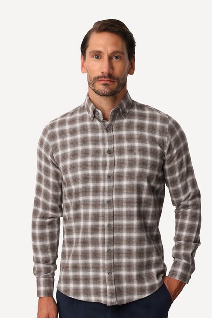 Men's Brown Dynamic Fit Button-Up Collar Shirt
