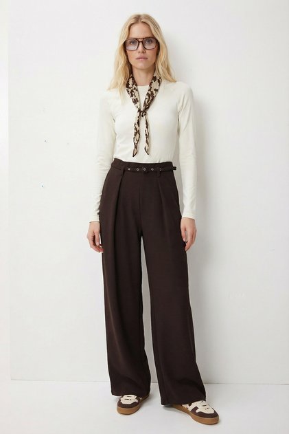 Pleated Belted Stretch Knit Trousers Lcr0104 Brown