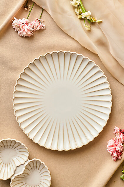 Karaca Daisy Servis Tabağı 27,5 cm - Fiyatı, Yorumları