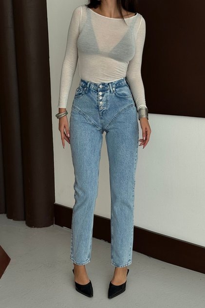Women's Seam Detail Mom Fit Ice Blue Jeans