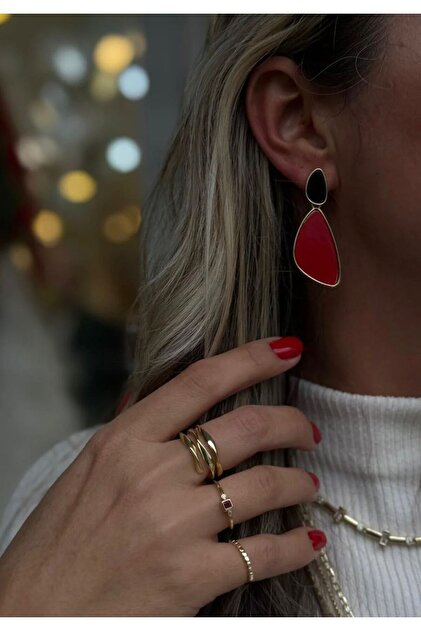Elegant Gold Detailed Red Black Earrings