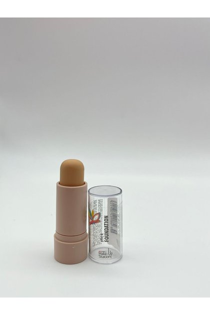 Station Carnaval Stick Foundation 02