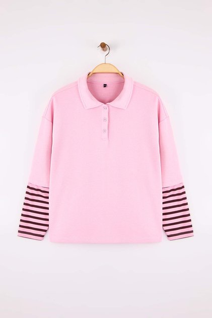 Pembe Polo Yaka Kolları Çizgili Büyük Beden Sweatshirt TBBAW26AO00053