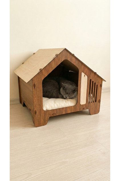 Ahşap Özel İsim Baskılı Kedi ve Küçük Irk Köpek Evi – İç Mekan Kulübesi