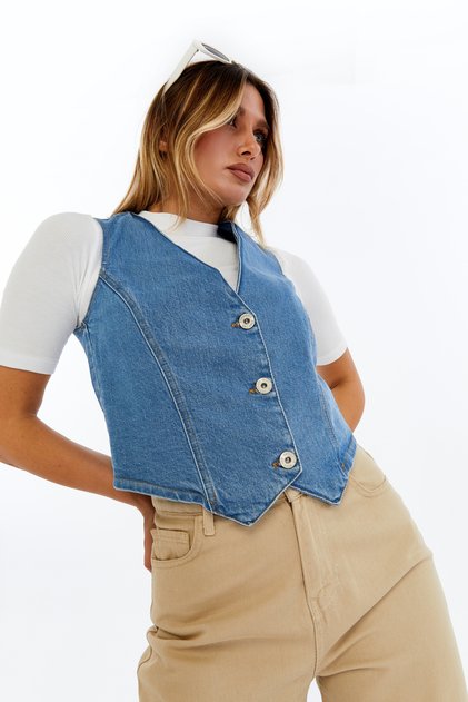 Kadın Denim Yelek – Şık Düğmeli Jean Yelek, Günlük ve Casual Kombin