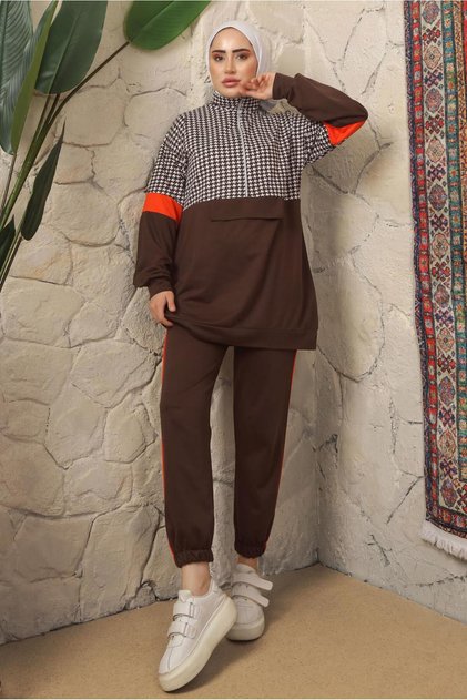 KADIN KAHVE (KAHVE-ORANJ) KAZAYAĞI DESENLİ FERMUARLI PANTOLONLU EŞOFMAN TAKIM T 2143