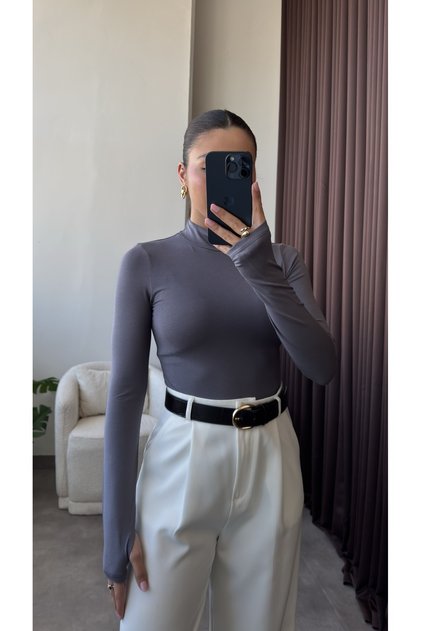Turtleneck Women's Dark Gray Finger Detailed Blouse