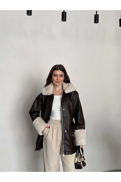 Long Leather Jacket with Fur Detail on the Collar and Cuffs