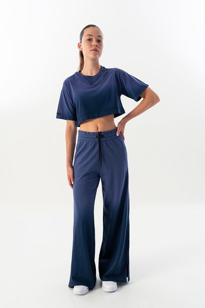 Comfort Women's Crew Neck Purple Crop Top