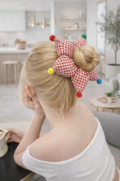 Star Model Gingham Patterned Pompom Detailed Red Color 15 cm Fluffy Bagel Buckle
