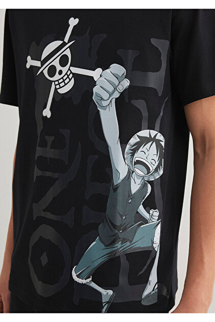 Mavi One Piece Baskılı Siyah Tişört Loose Fit / Bol Rahat Kesim