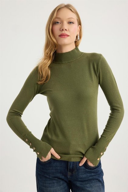 Mock Neck Riveted Knitwear