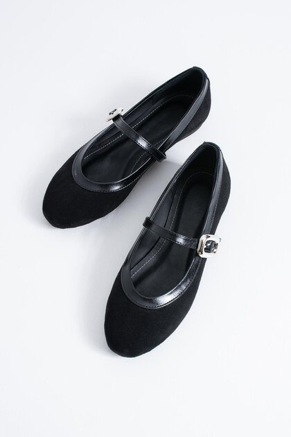 Pelvas Flat Gova Women's Ballerinas with Scarf and Buckle Black Suede