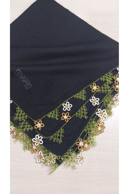 Reyyan Yemeni Dowry Box with Shuttle and Needle Embroidery
