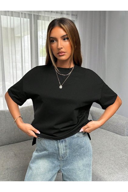 Women's Basic Circular Neck Short Sleeve T-Shirt
