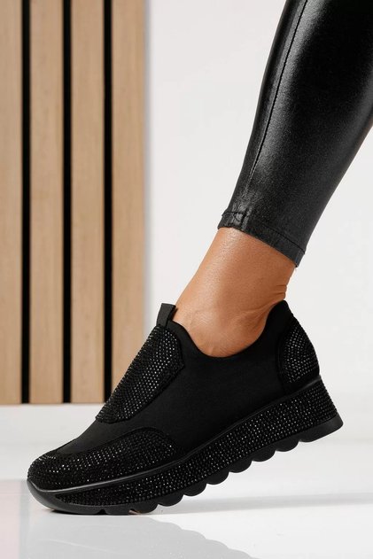 Дамски черни текстилни маратонки Iris #24209 - 40