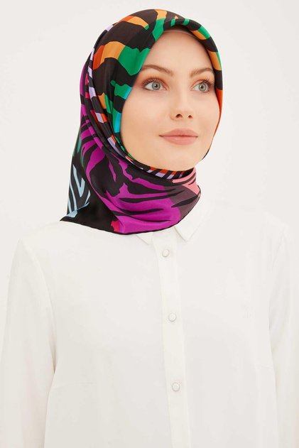 Nostalgia Series Sura Silk Scarf 8950-02Ns