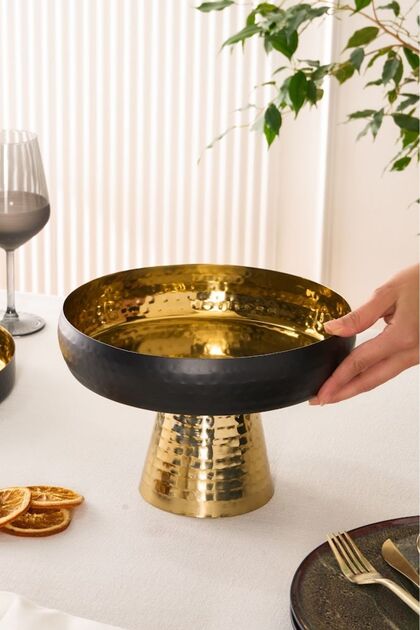 新品・未使用、完品アビランド　ヴィルクローズ　金彩ディナー皿（２６φcm） Karaca Arven Dekoratif Ayaklı Servislik 26 cm - Fiyatı, Yorumları