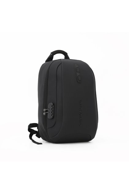 Backpack size (18×12×7.5)