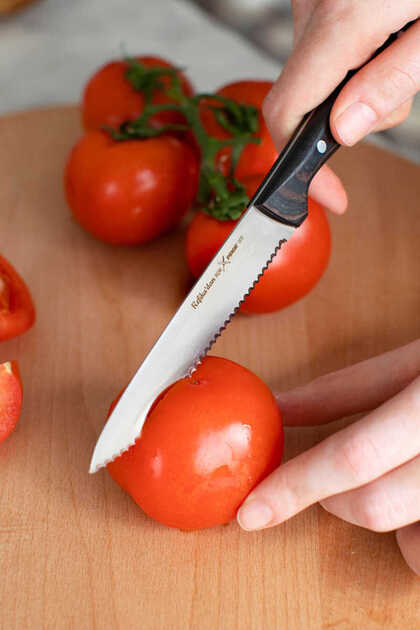 Meyve, Sebze Soyma ve Dişli Doğrama Bıçağı 12 cm.