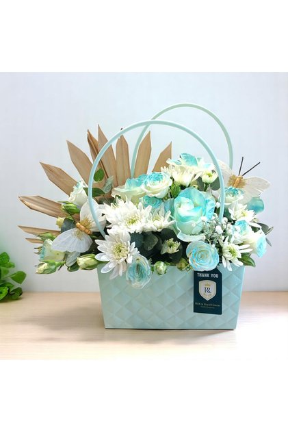 The quiet tide basket