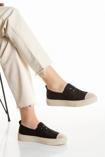 Women's black lace detailed daily sports shoes