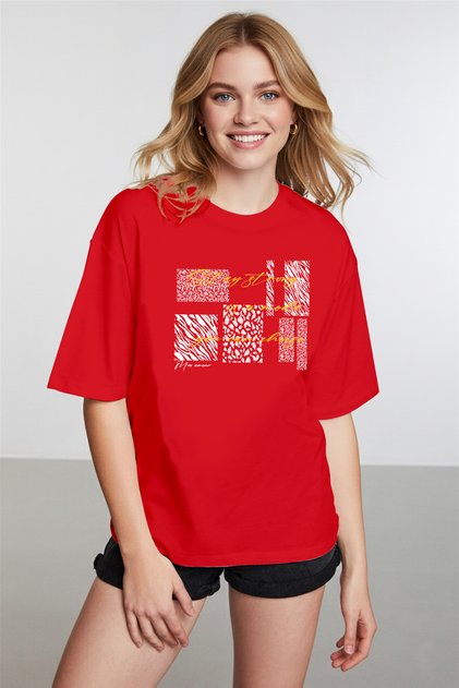 Women's Zebra and Leopard Detailed Crew Neck Red T-Shirt