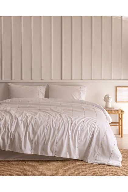 Estampe Family Size 100% Cotton Ranforce Embroidered Bed Sheet and Duvet Cover Set - White