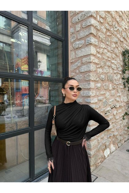 Kadın Önü Dökümlü Body Bluz