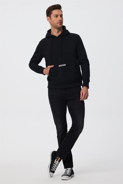 World Men's Sweatshirt Black