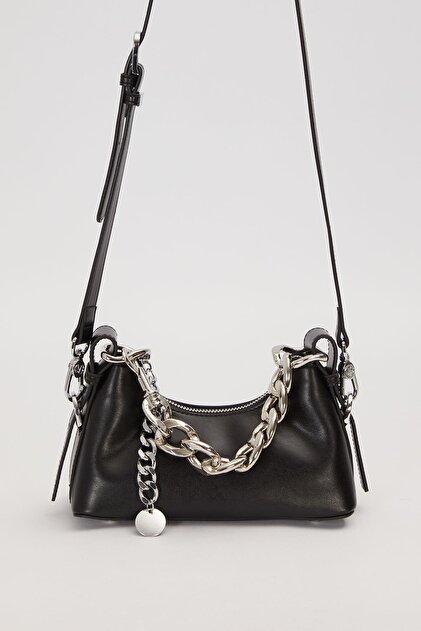 Black Chain Ring Detailed Shoulder Bag