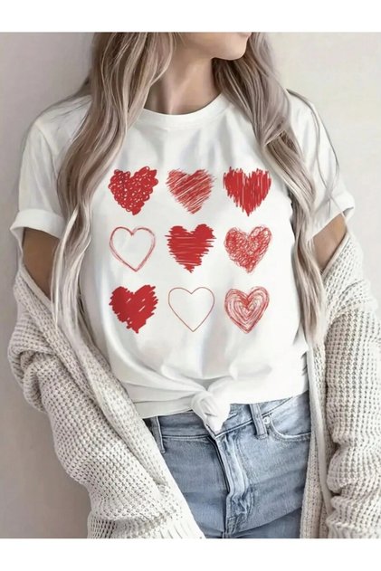 Unisex Red Hearts Printed Design Tshirt