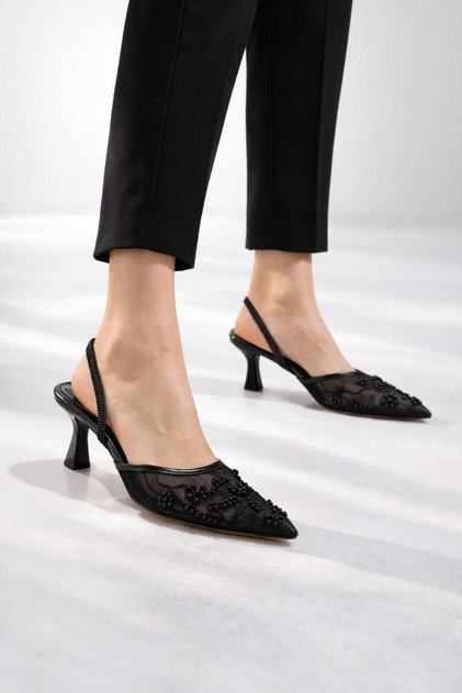 -Women's pointed, embroidered high-heeled shoes-black