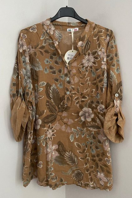 Women's Italian Cappuccino Three-Button Placket Collar Floral Chubasui Pattern Pocketed 100% Cotton Blouse