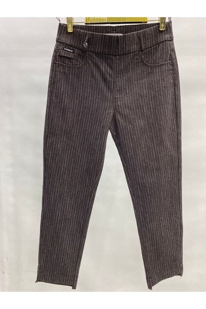 Çizgi detaylı pantolon