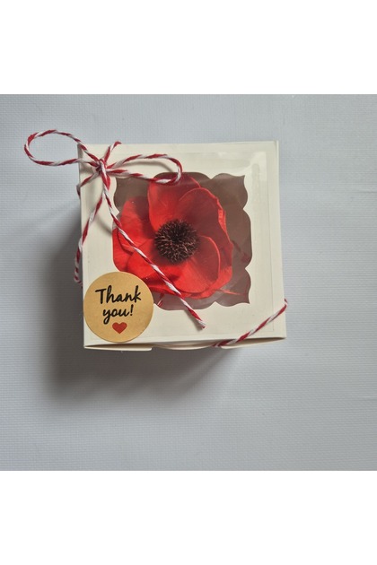 Martisor/ brosa cu floare sola nemuritoare,6 cm, martisoare
