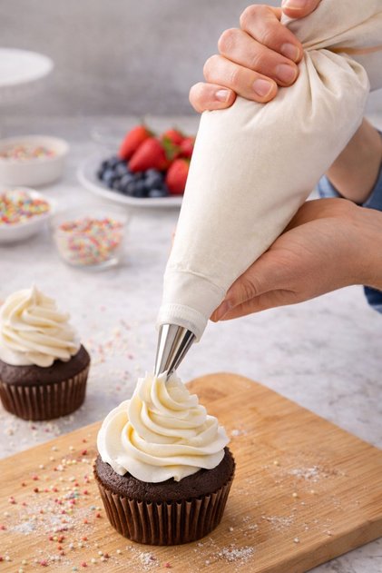 Cream Bag and Nozzle Set – Practical Pastry and Dessert Decorating Tool
